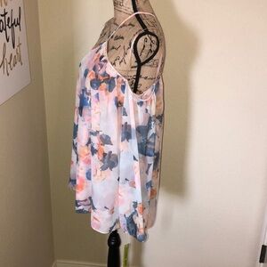 NWT Gianni Bini Cold Shoulder Blouse